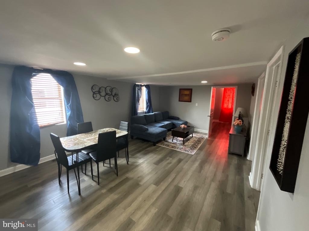 4009 Elderon Avenue - Photo 2