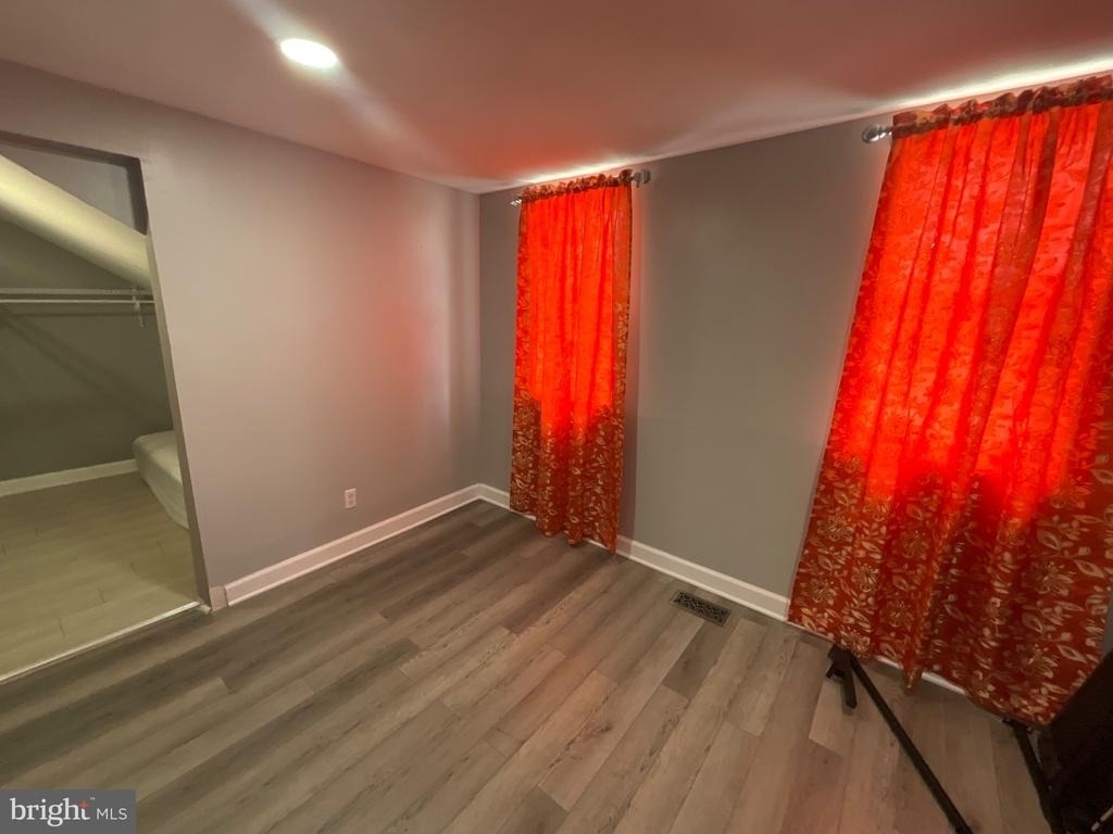 4009 Elderon Avenue - Photo 7