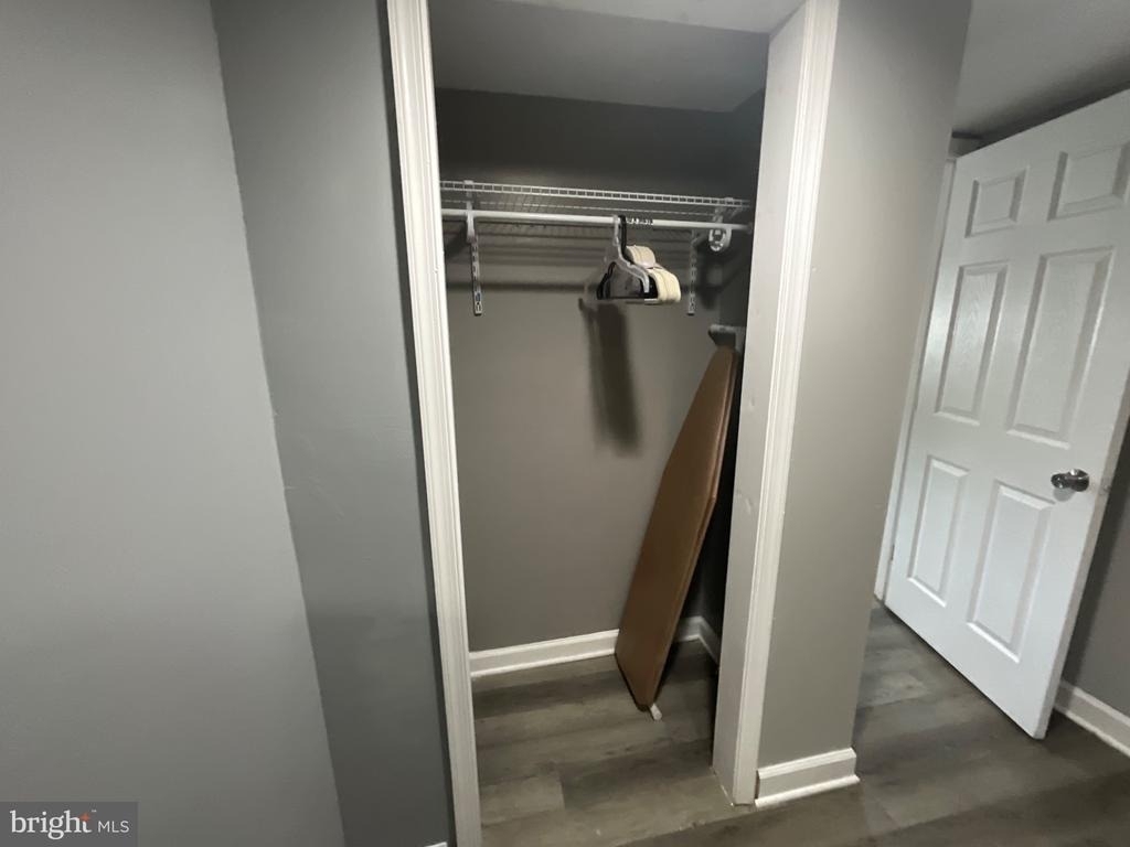 4009 Elderon Avenue - Photo 11