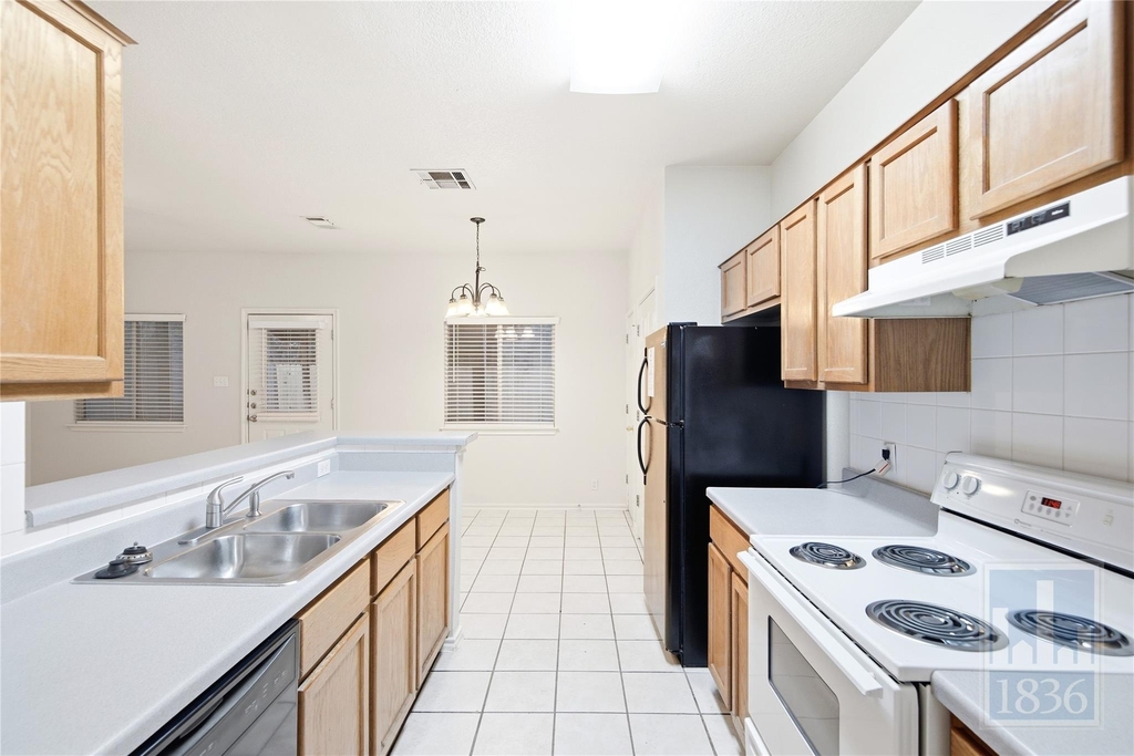 7310 Dan Jean Dr - Photo 8