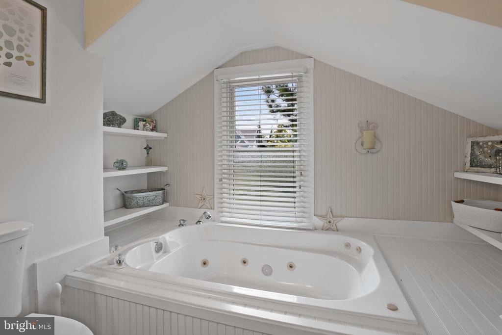 4917 Chalk Point Road - Photo 32