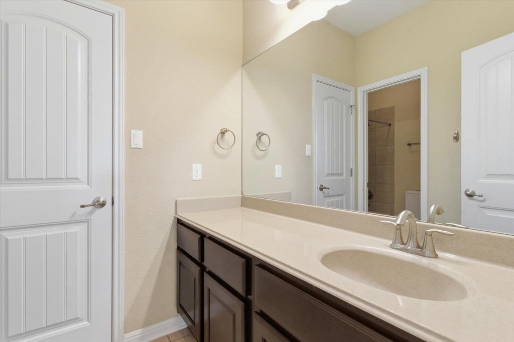 1511 Rimstone Dr - Photo 34