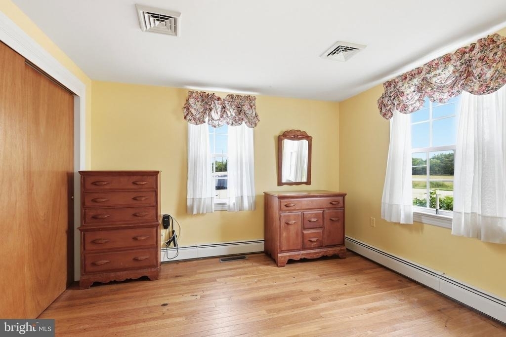 24 W Market Street - Photo 23