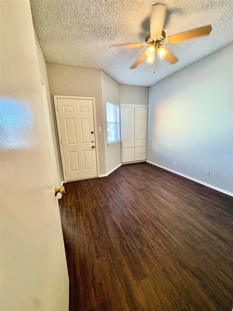 2818 Nueces St - Photo 6