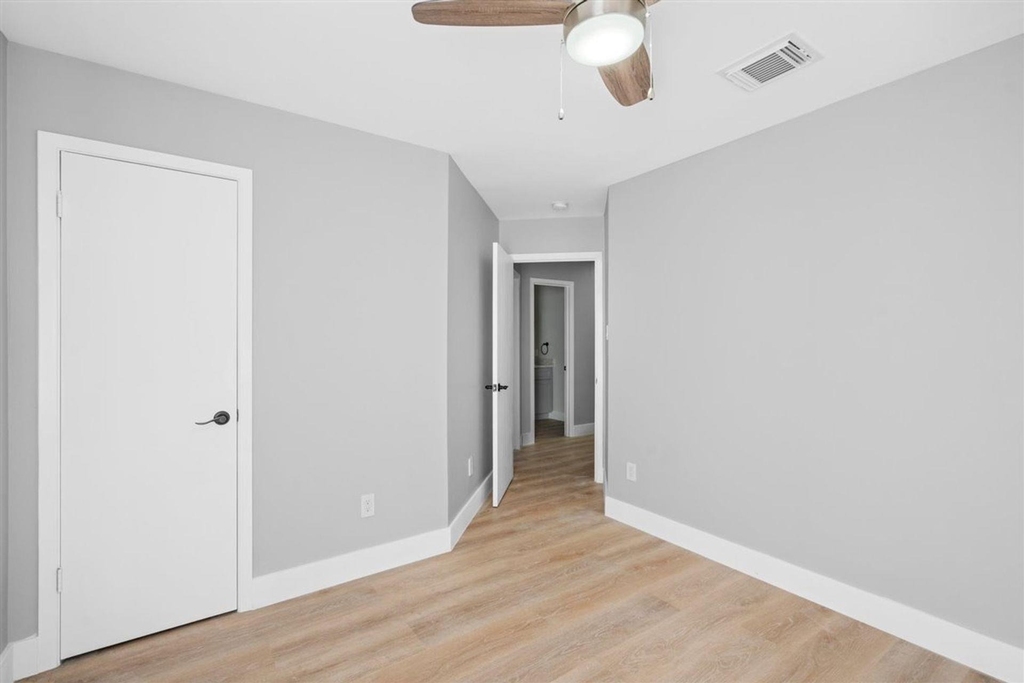 3107 E 13th St - Photo 26