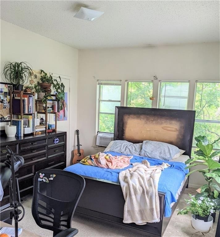 3115 Tom Green St - Photo 2