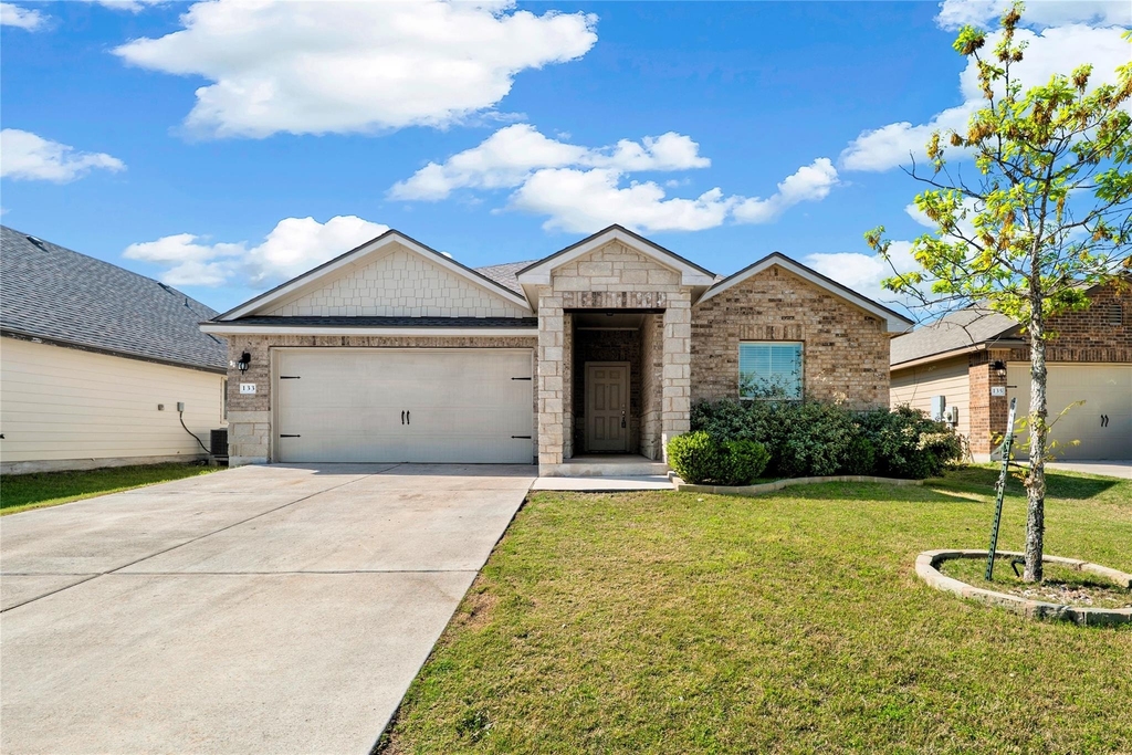 133 Beth Ann Loop - Photo 0