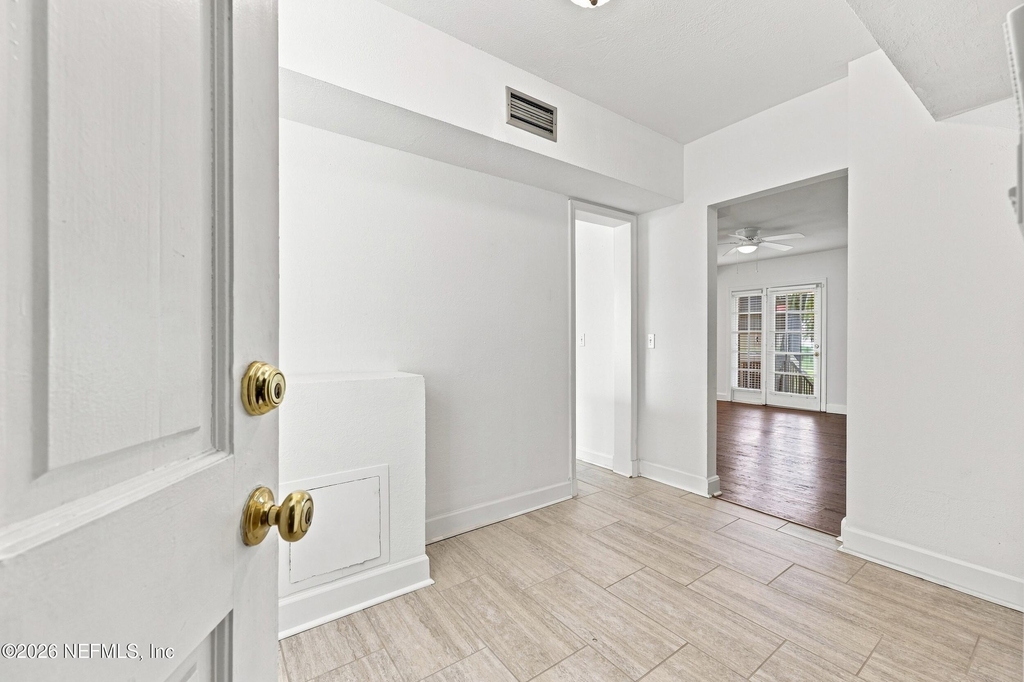 1504 Palm Avenue - Photo 3