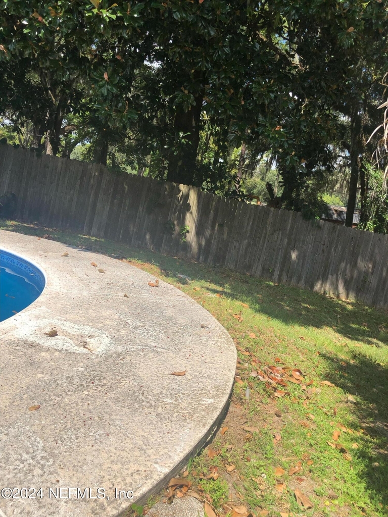 421 Parkwood Drive - Photo 27