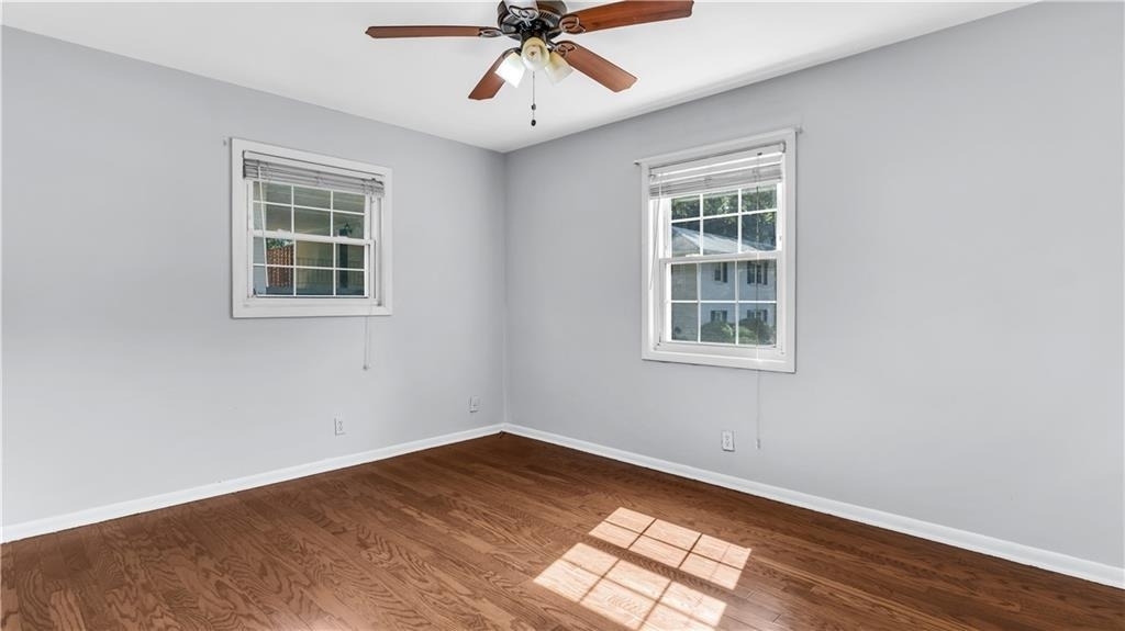 789 Jordan Lane - Photo 5