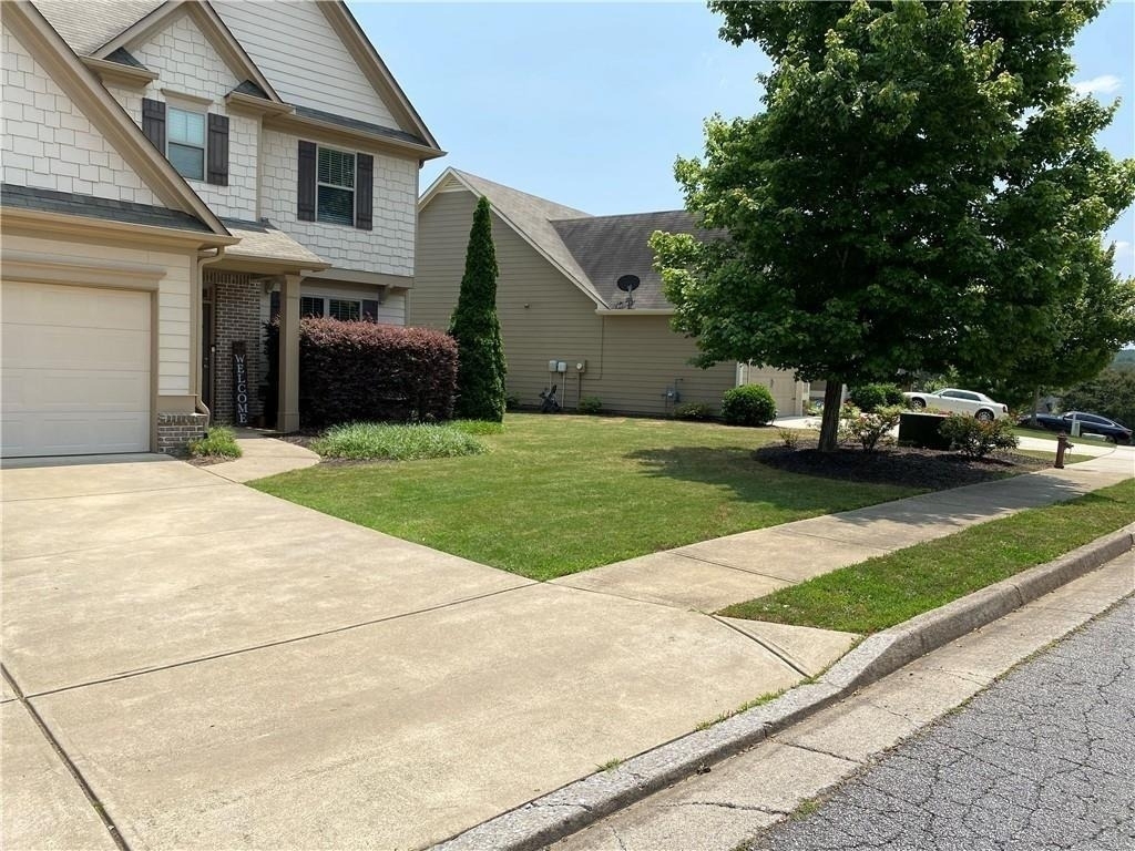 438 Fieldstone Lane - Photo 0