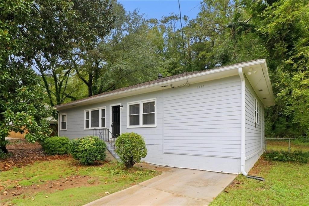 2280 Camp Ground Road Sw - Photo 1