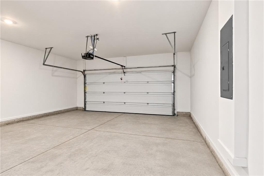54 Mayfair Street - Photo 40