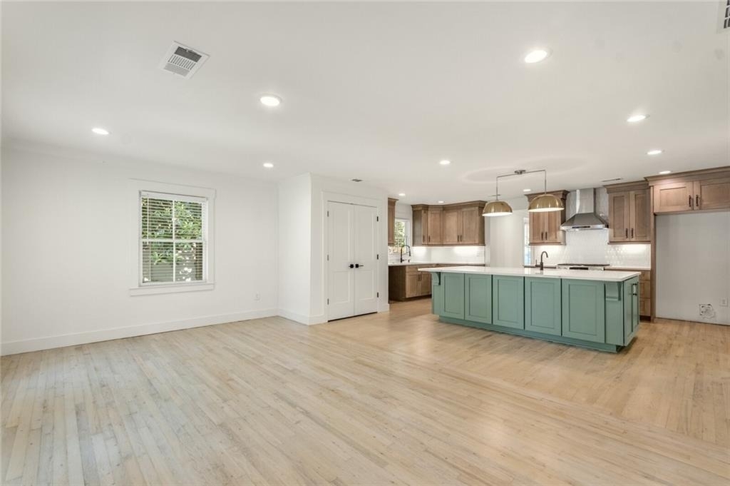 970 Pinedale Drive Se - Photo 4