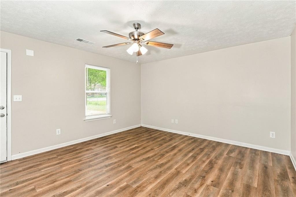 512 Chestnut Lane - Photo 4