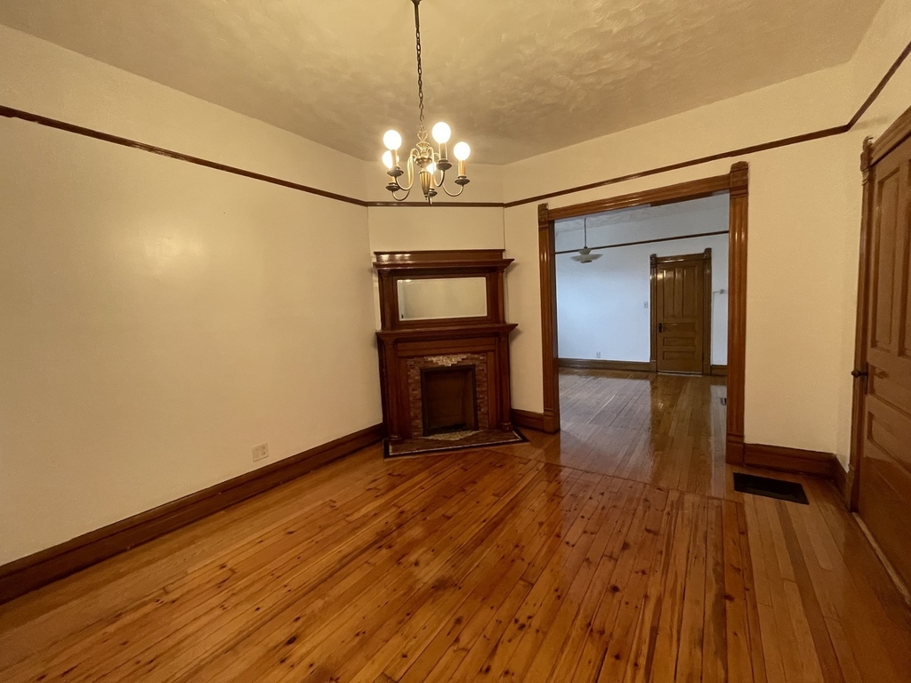 7216 S Emerald Avenue - Photo 3
