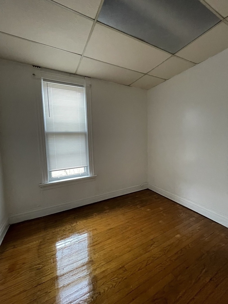 7216 S Emerald Avenue - Photo 8