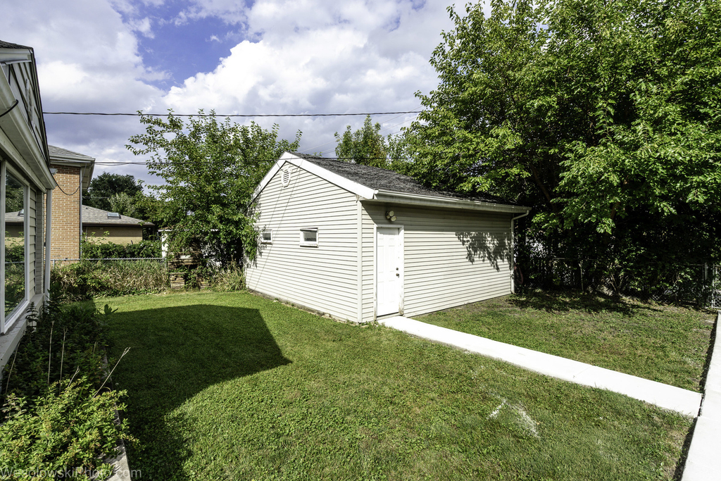 7261 N East Prairie Road - Photo 36