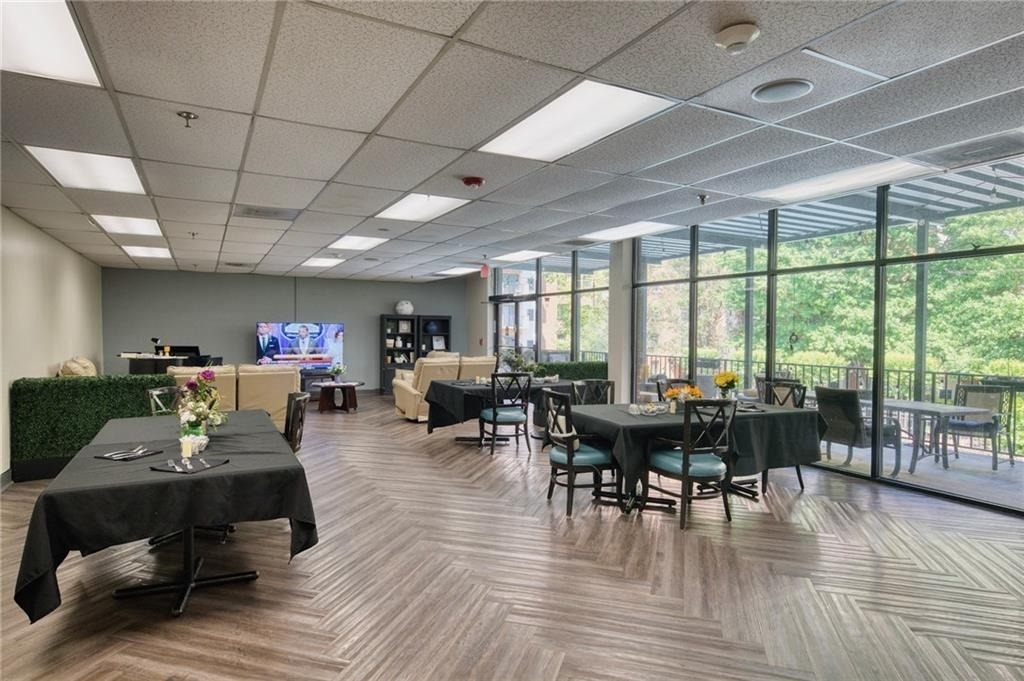 300 Johnson Ferry Road Ne - Photo 33