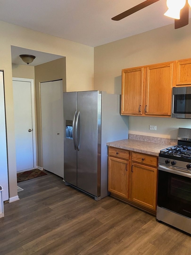 602 Arbor Circle - Photo 3