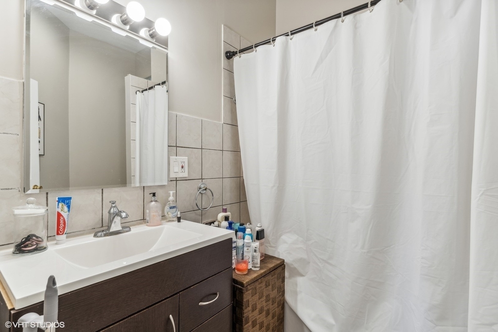 1156 W Grand Avenue - Photo 4