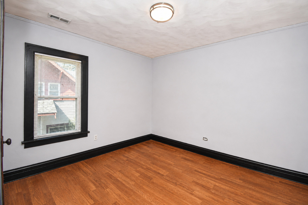 600 Sunderlin Street - Photo 13