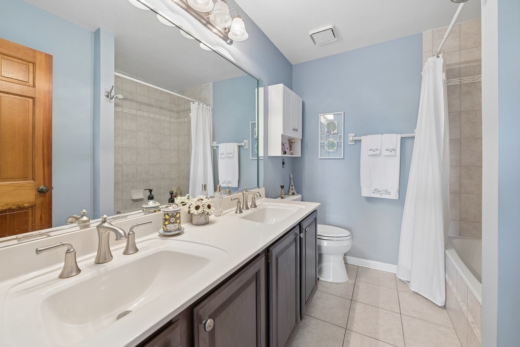 1069 Devonshire Avenue - Photo 12