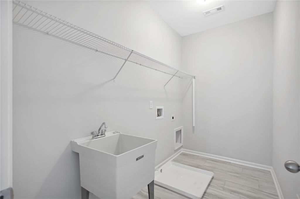 644 Stoneview Drive - Photo 24