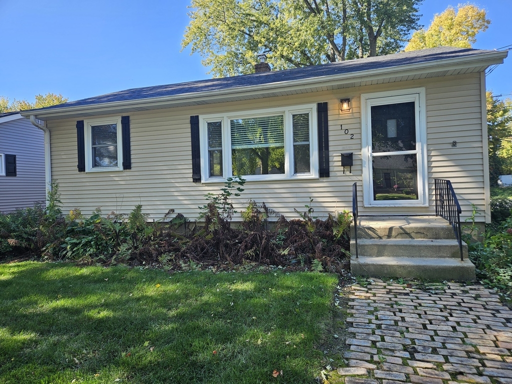 102 Kansas Street - Photo 0
