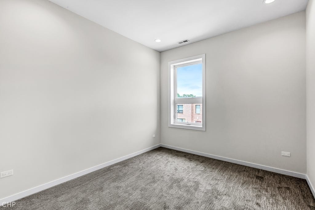 4906 S Saint Lawrence Avenue - Photo 16