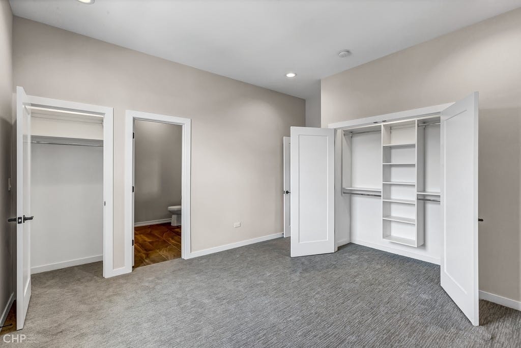 4906 S Saint Lawrence Avenue - Photo 6