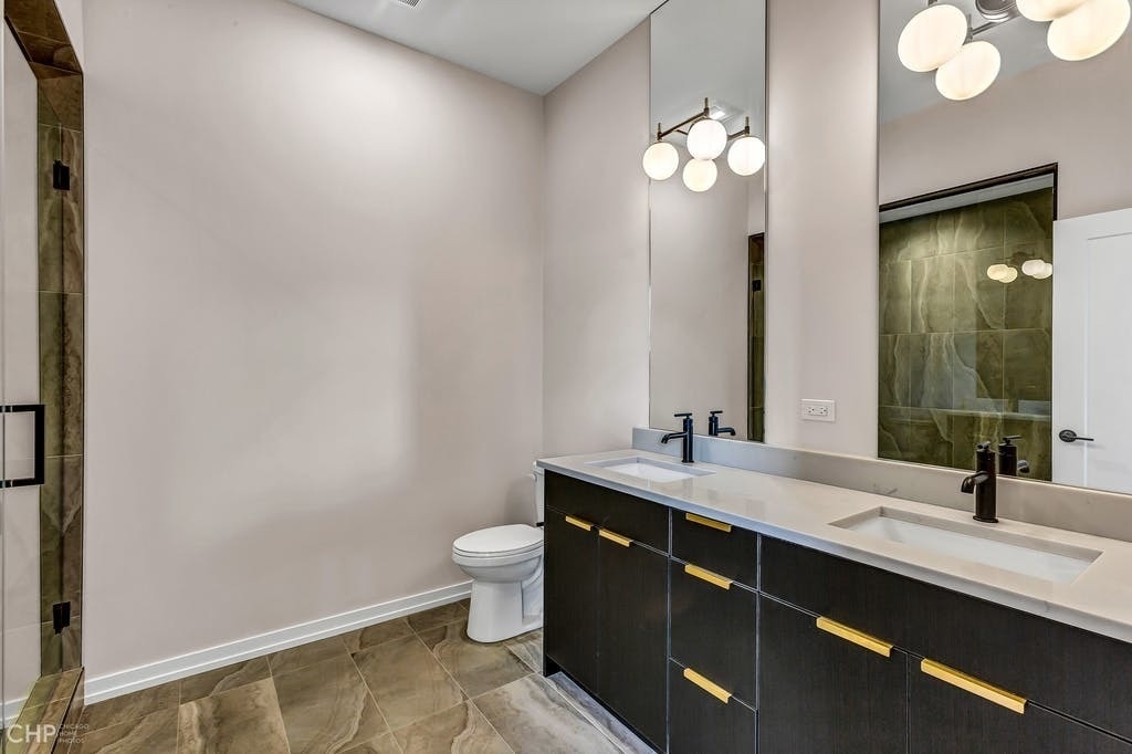 4906 S Saint Lawrence Avenue - Photo 10