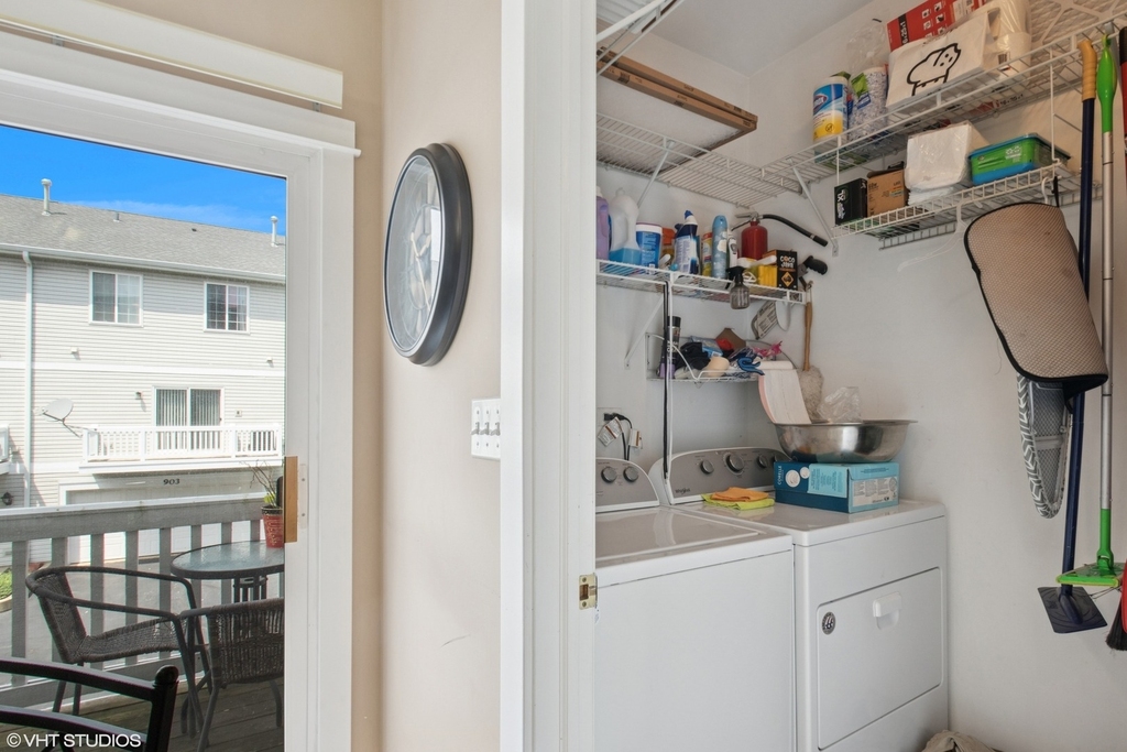 983 Mayfair Court - Photo 11