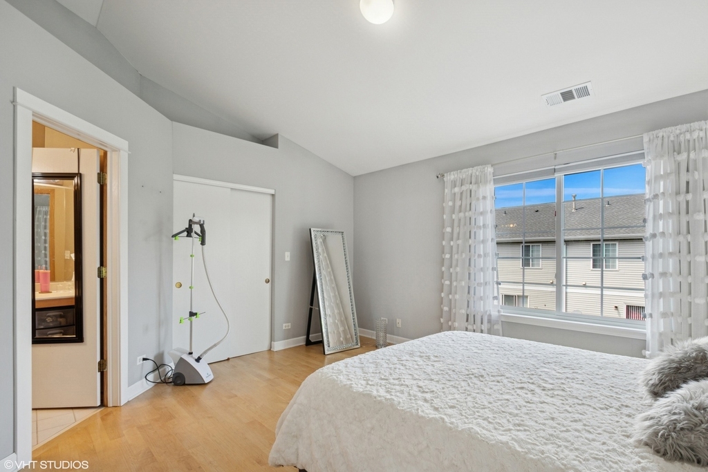 983 Mayfair Court - Photo 19