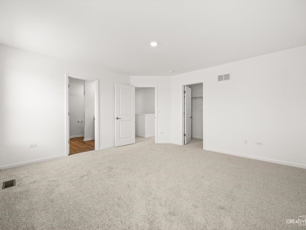385 Danforth Drive - Photo 12