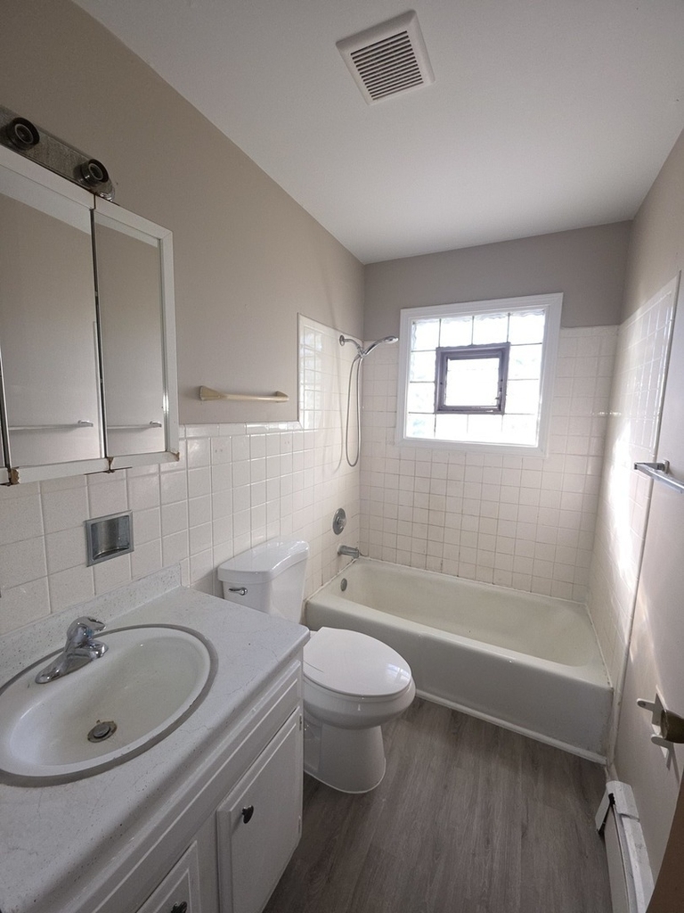 1335 Abbott Drive - Photo 7