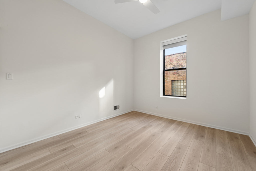 937 W Armitage Avenue - Photo 13