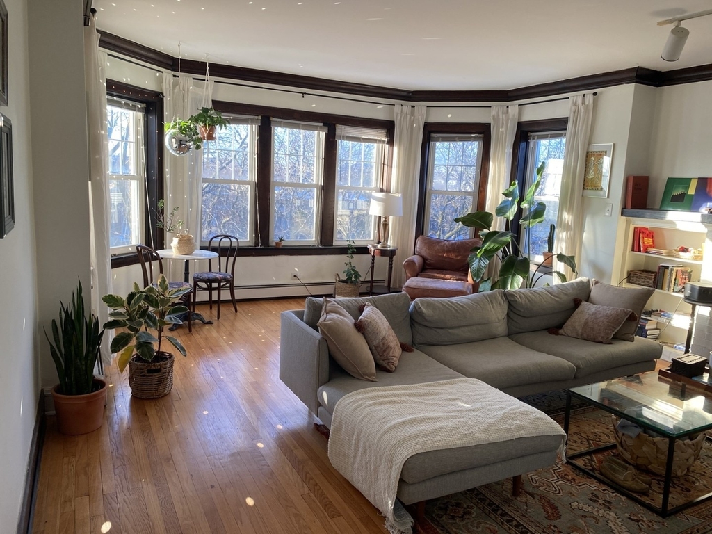 1408 W Warner Avenue - Photo 1