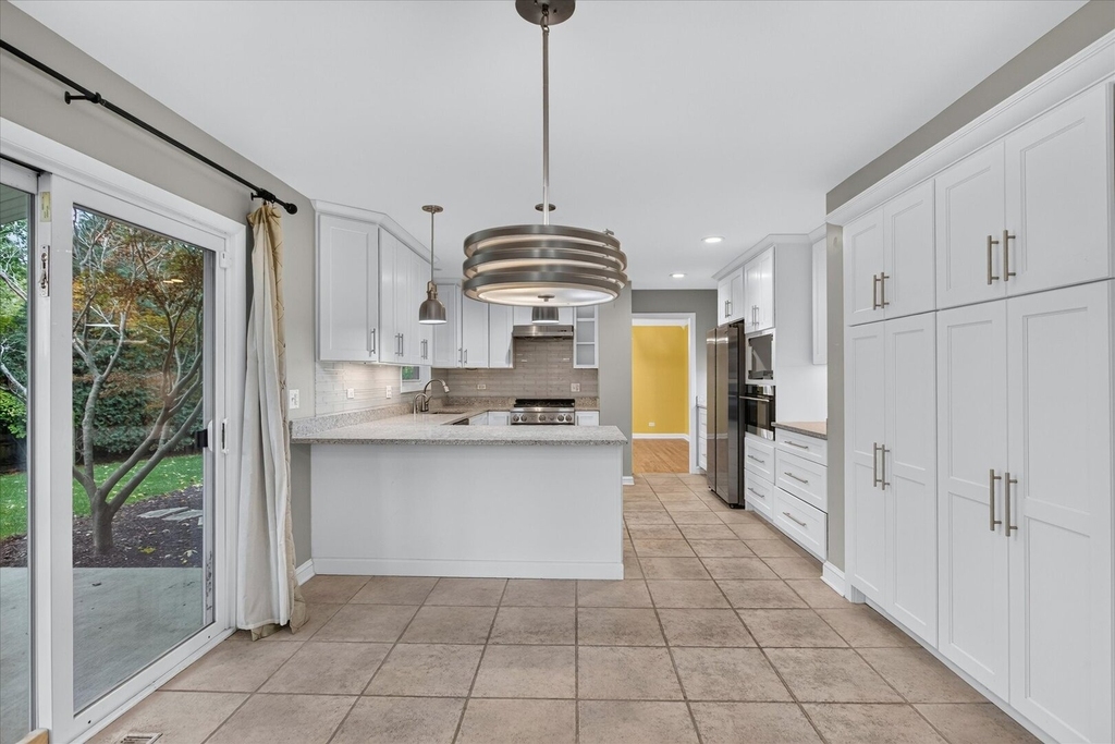 857 W Lanark Lane - Photo 14