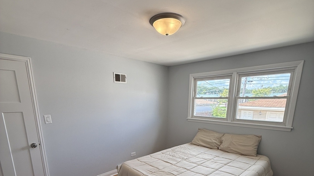 656 Saginaw Avenue - Photo 32
