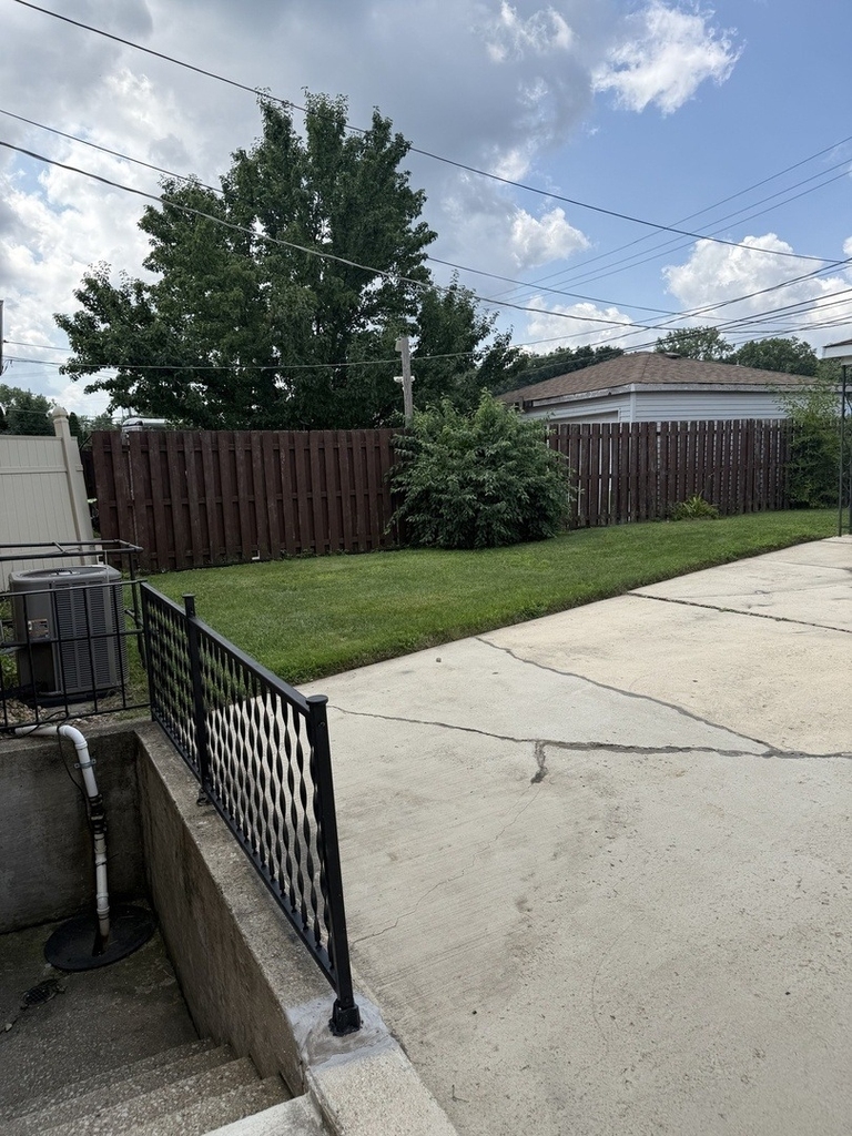 656 Saginaw Avenue - Photo 52