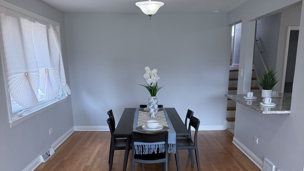 656 Saginaw Avenue - Photo 5