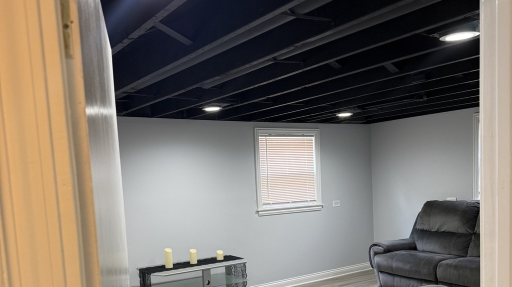 656 Saginaw Avenue - Photo 41