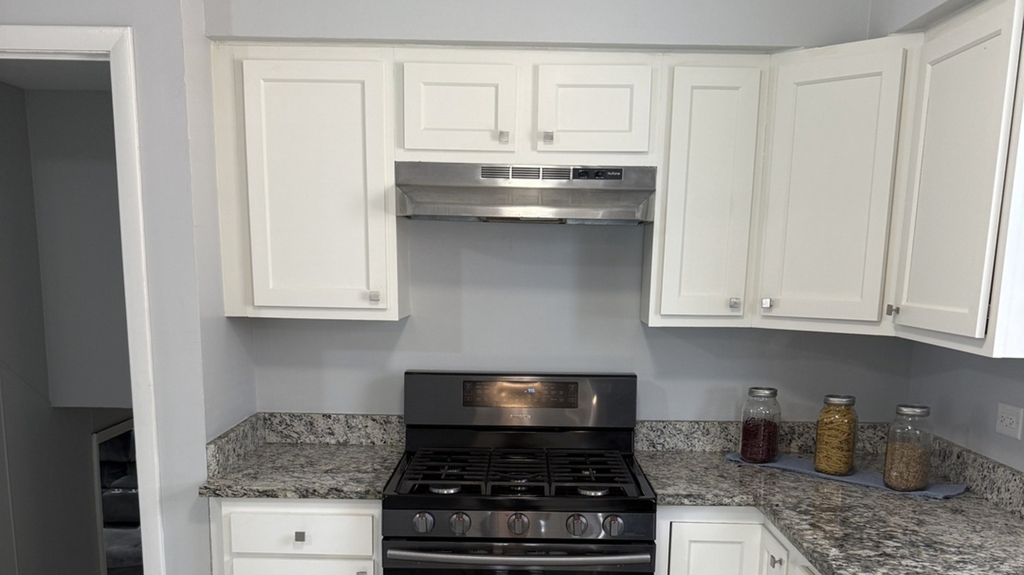 656 Saginaw Avenue - Photo 14