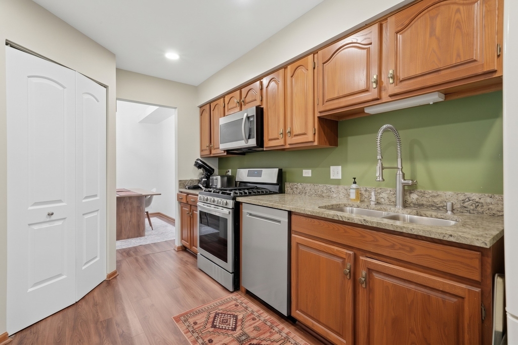 17594 Cambridge Place - Photo 7