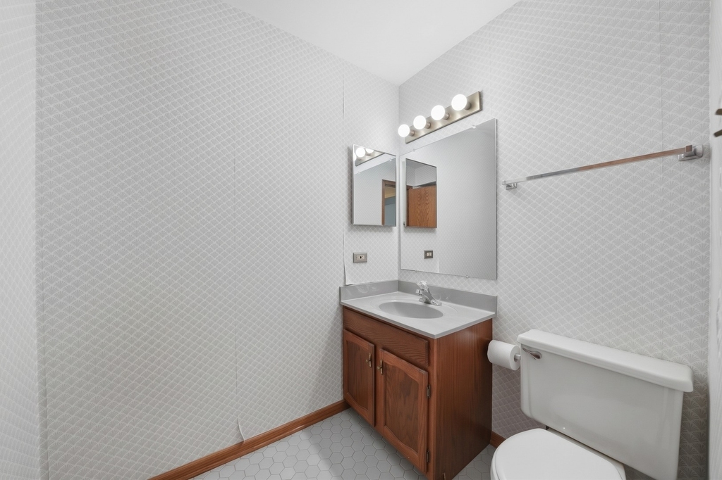 17594 Cambridge Place - Photo 12