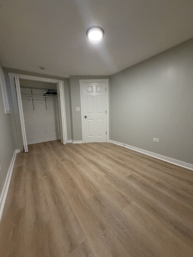 2701 N Whipple Street - Photo 12