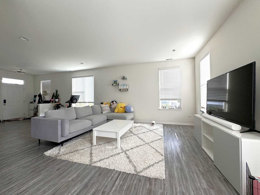 4107 Winslow Court - Photo 4