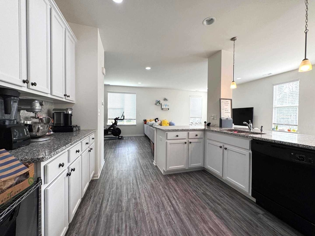 4107 Winslow Court - Photo 9