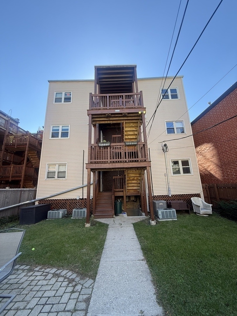 1906 W Byron Street - Photo 16